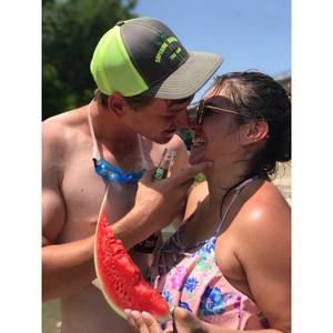 Meet your Posher, Zac-zoey